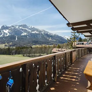 Chalet Alvera - Stayincortina Apartment