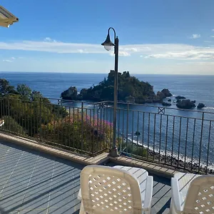 https://suite-isola-bella.taorminaitalyhotels.com