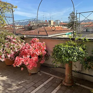cherubini-florence-residence.it-tuscanyhotel.com/