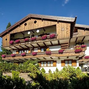 Lajadira & Cortina dʼAmpezzo